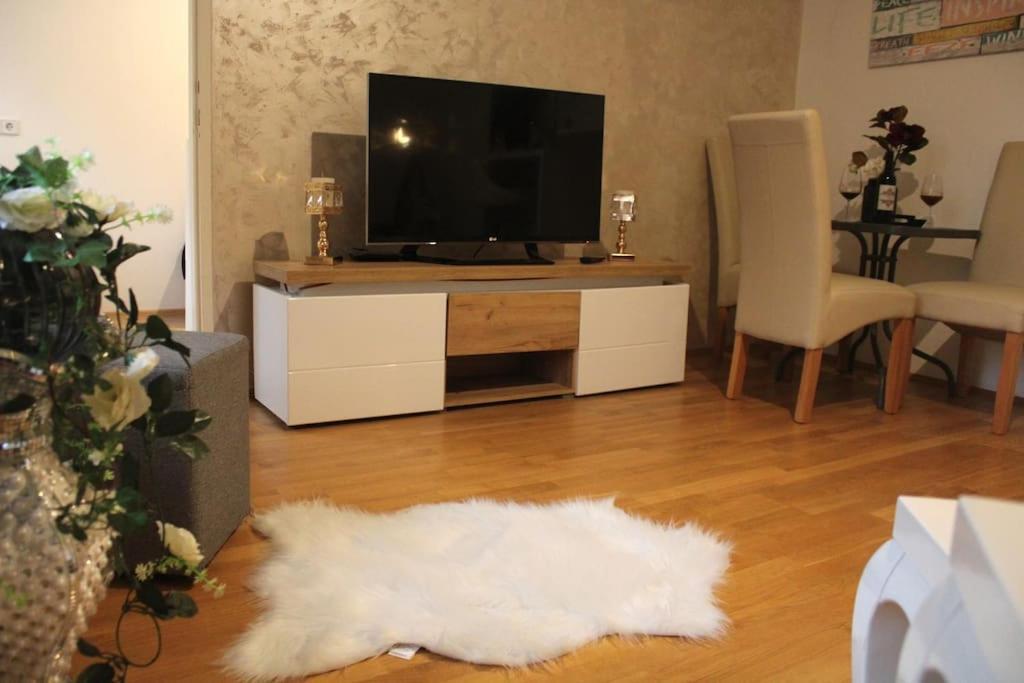 12-Fratelli Apartments Schloss Schonbrunn 10 To City Wina Bagian luar foto