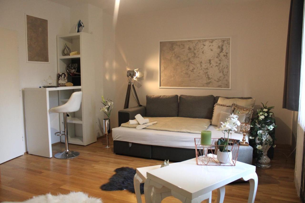 12-Fratelli Apartments Schloss Schonbrunn 10 To City Wina Bagian luar foto